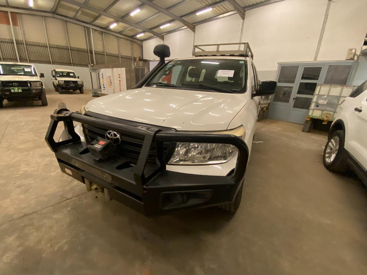 Veículo Toyota Land Cruiser · — image 7