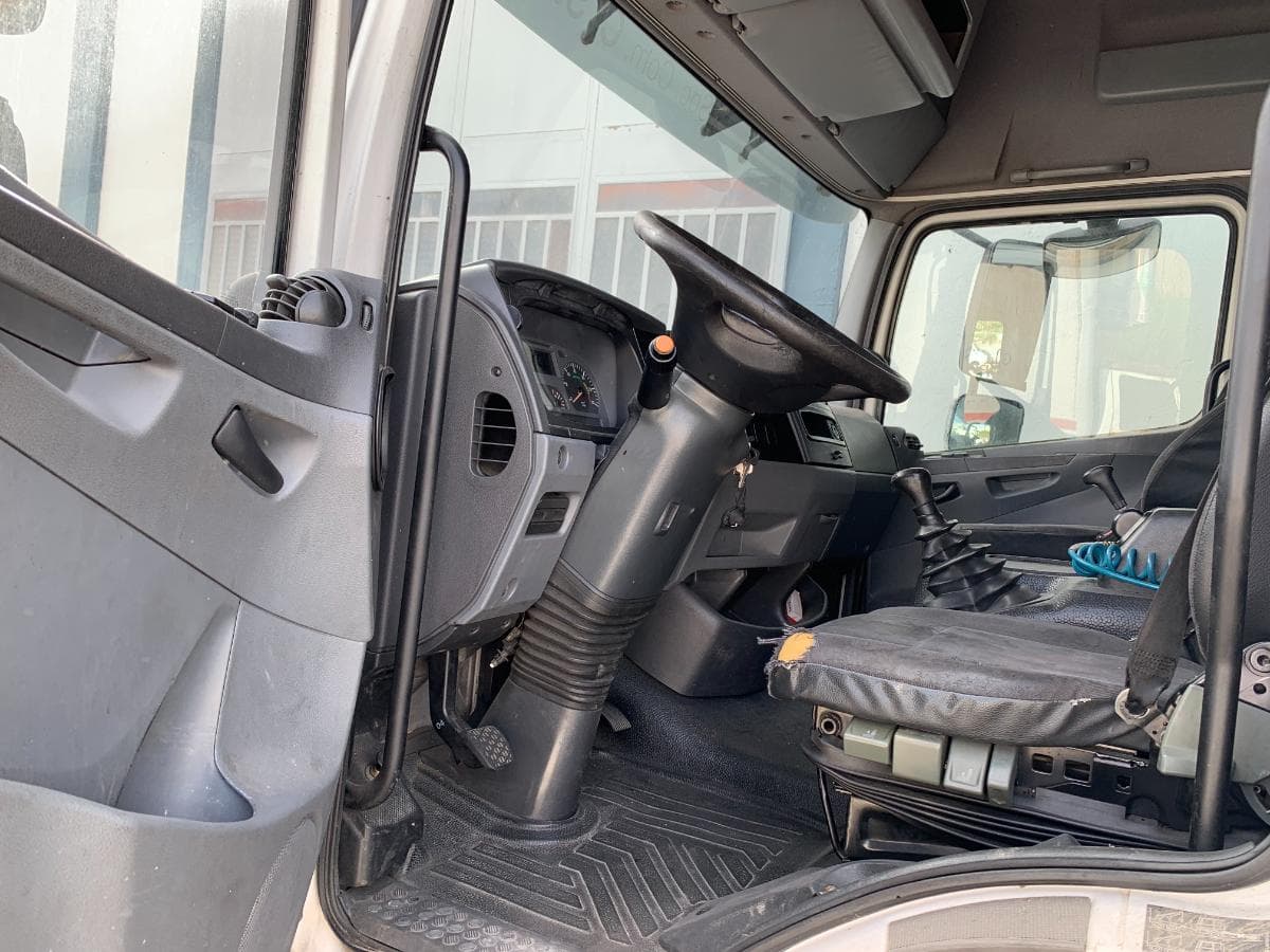 Mercedes-Benz Atego 815 — imagen 15