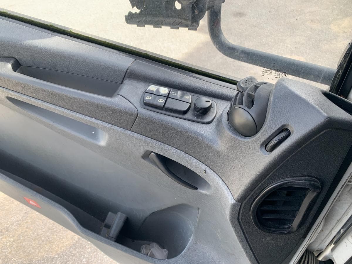 Mercedes-Benz Atego 815 — imagen 21