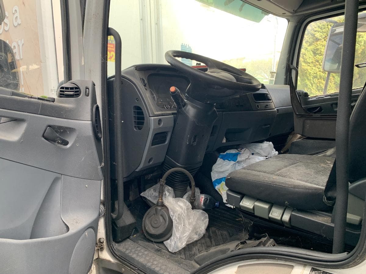 Mercedes-Benz Atego 822 — imagem 12