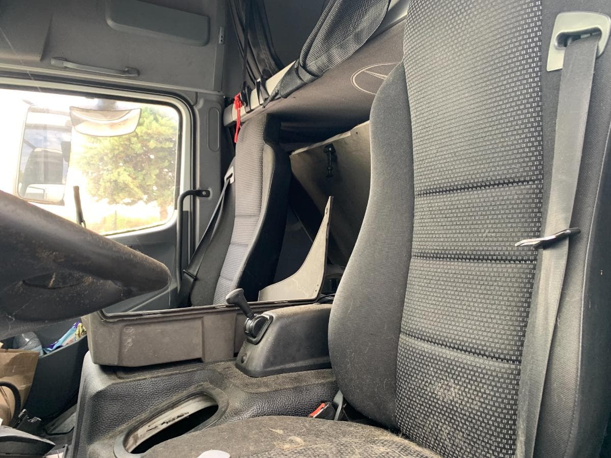 Mercedes-Benz Atego 822 — imagem 13