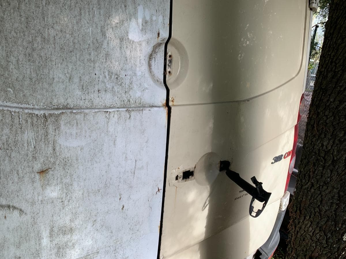 Volkswagen Crafter 2.5TDI — imagem 5