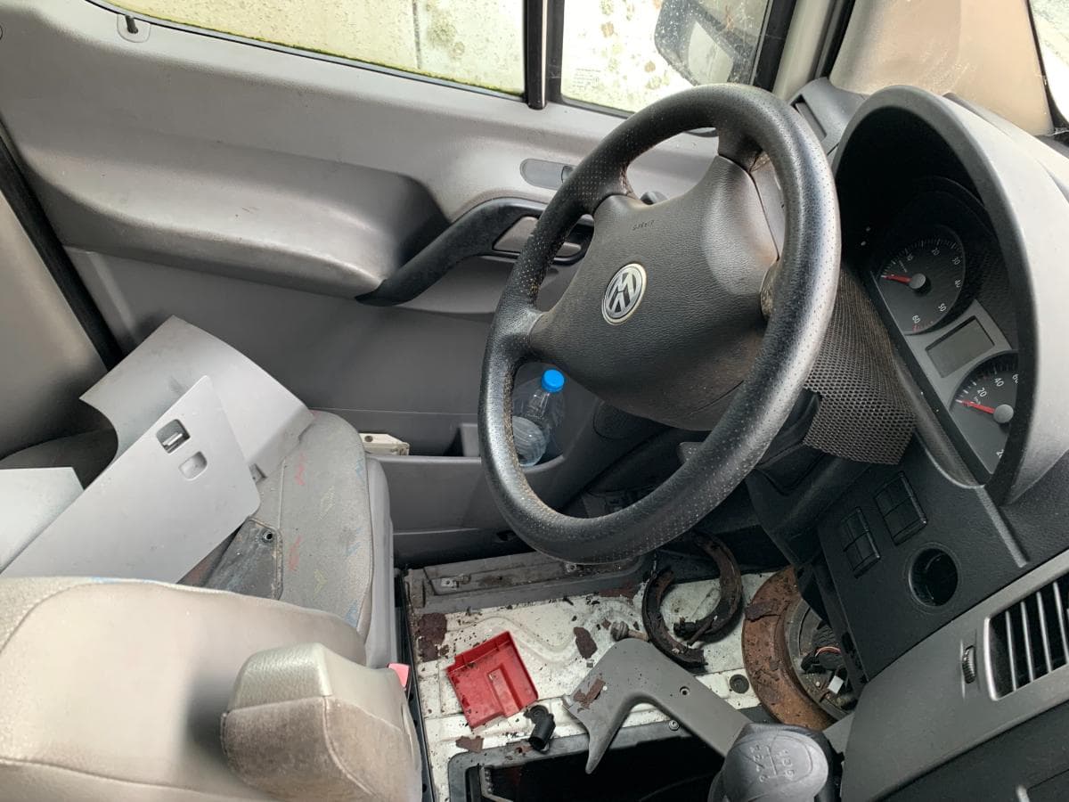 Volkswagen Crafter 2.5TDI — imagem 15