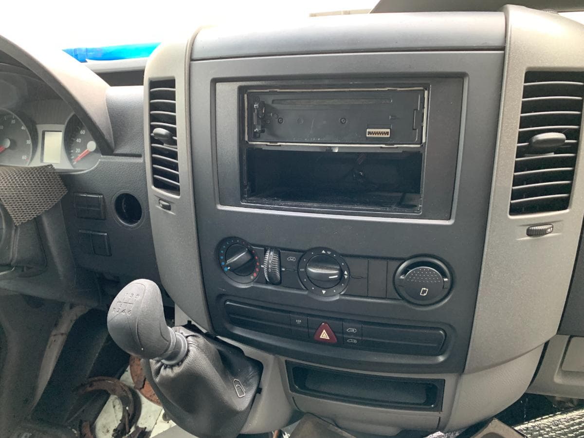 Volkswagen Crafter 2.5TDI — imagem 16