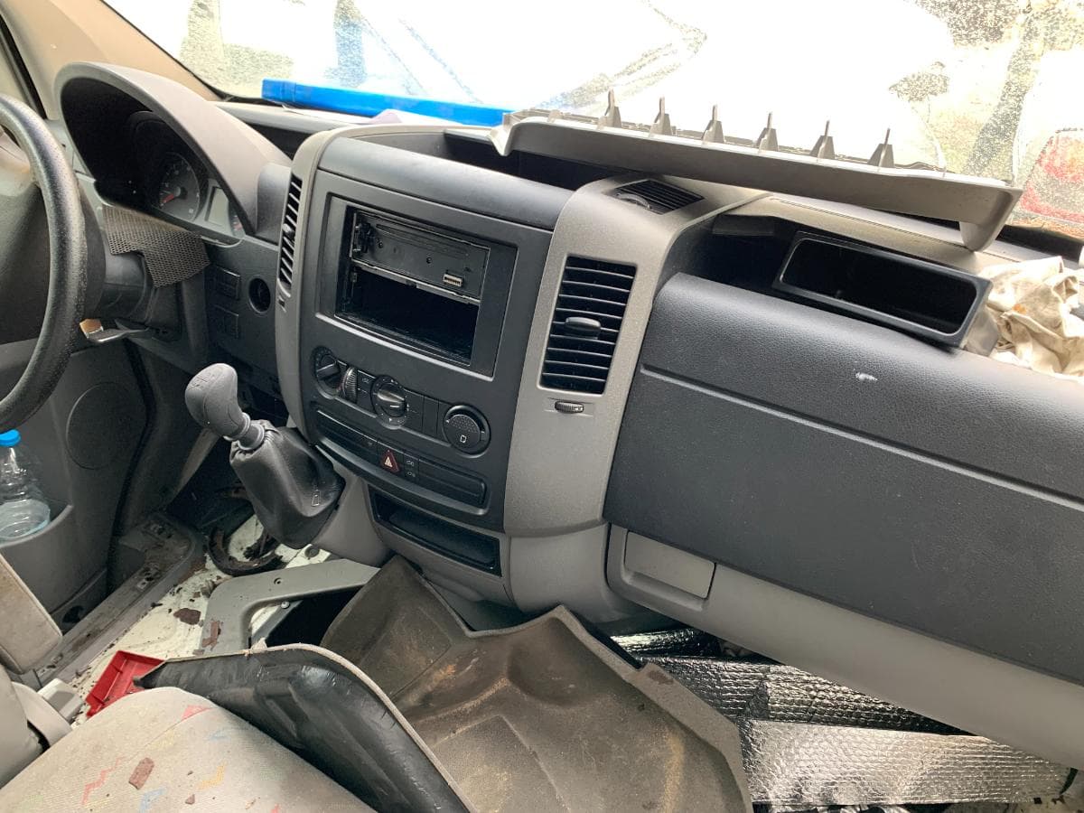 Volkswagen Crafter 2.5TDI — imagem 17