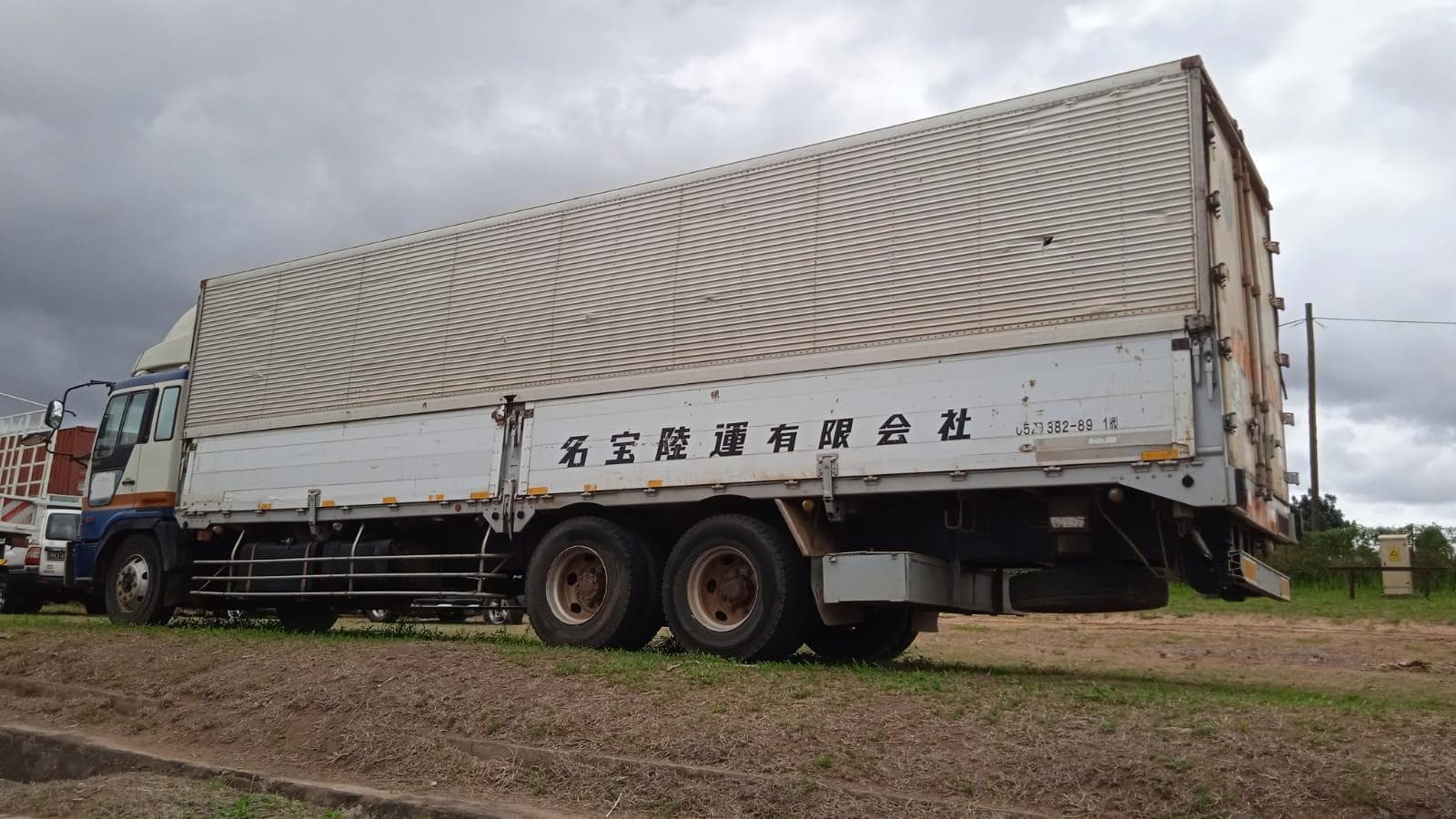 HINO PROFIA · — image 5