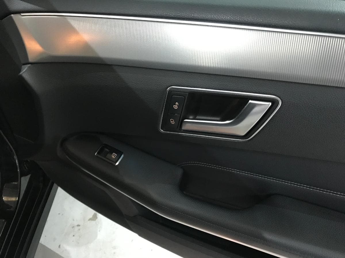 Mercedes-Benz E300 Blue Tec Híbrido 2.2 · Ano 2014 — image 22