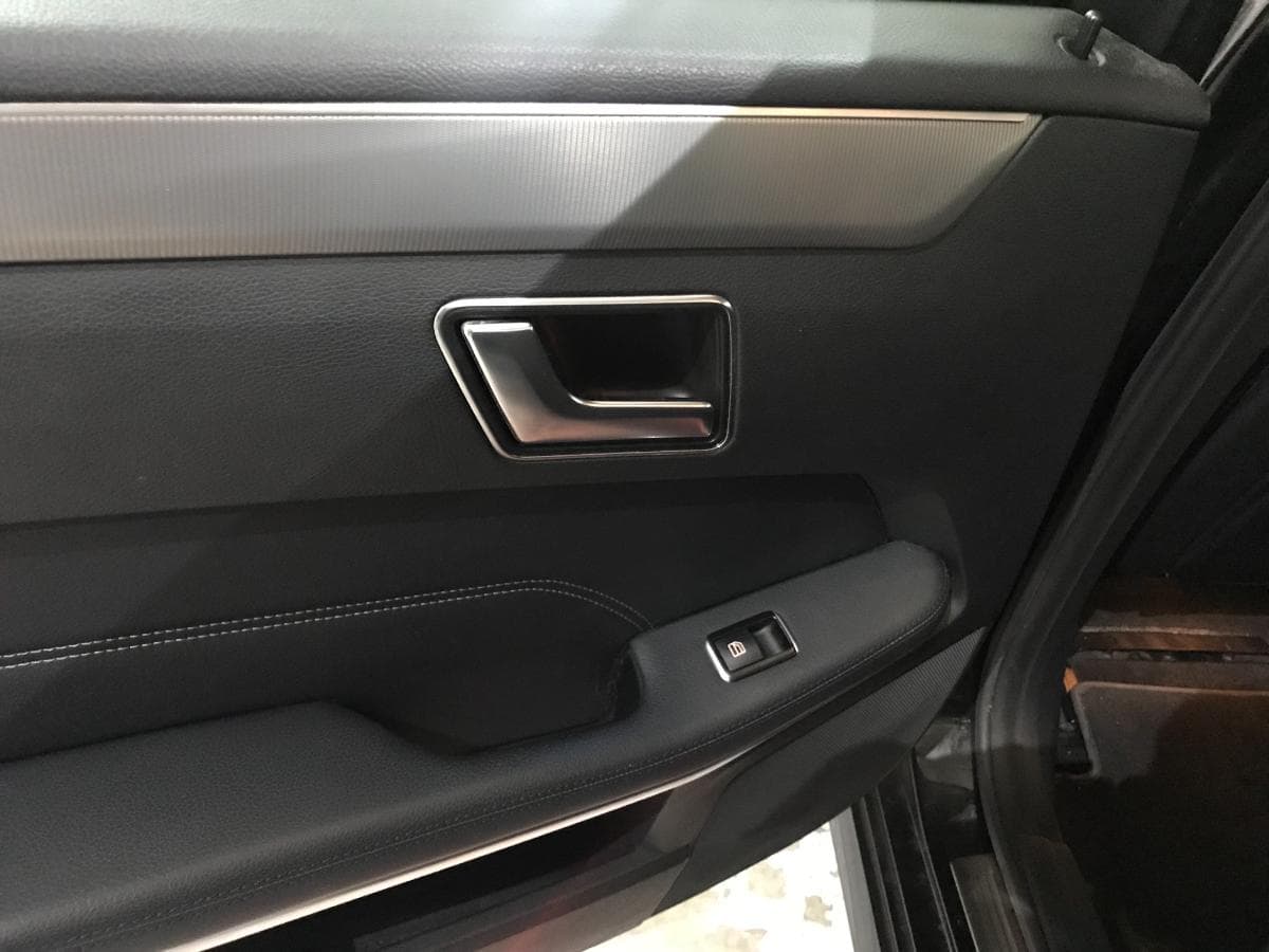 Mercedes-Benz E300 Blue Tec Híbrido 2.2 · Ano 2014 — image 29