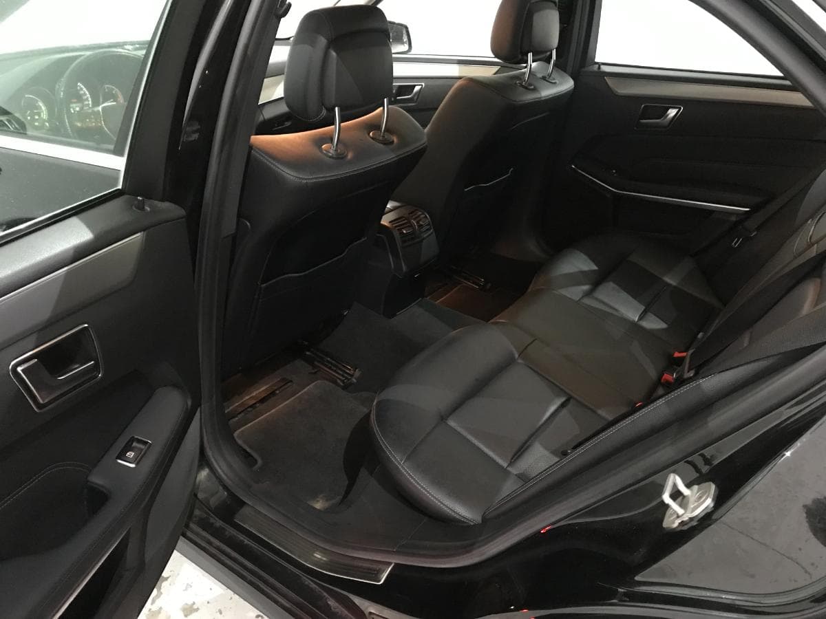 Mercedes-Benz E300 Blue Tec Híbrido 2.2 · Ano 2014 — image 30