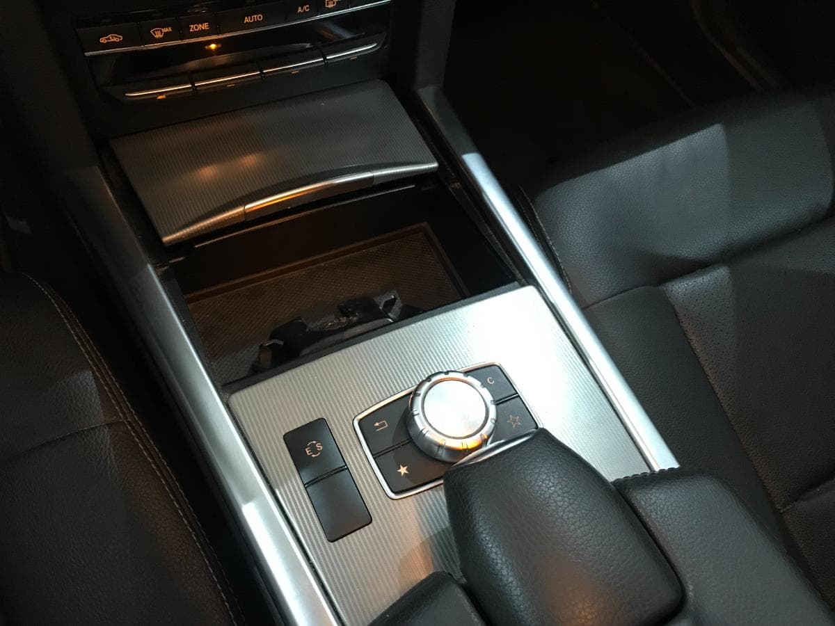 Mercedes-Benz E300 Blue Tec Híbrido 2.2 · Ano 2014 — image 42