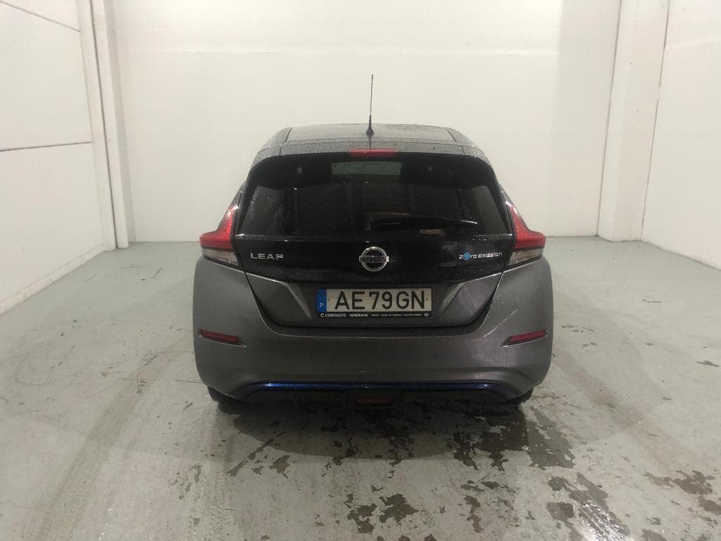 Nissan Leaf · Ano 2020 — imagem 8