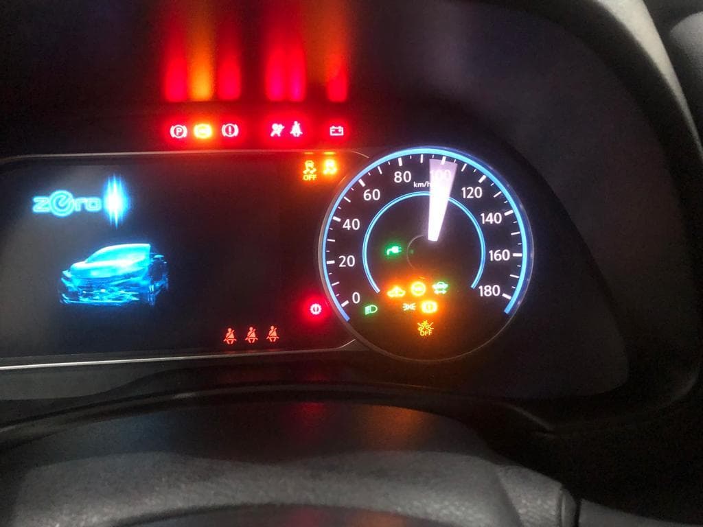 Nissan Leaf · Ano 2020 — imagem 25
