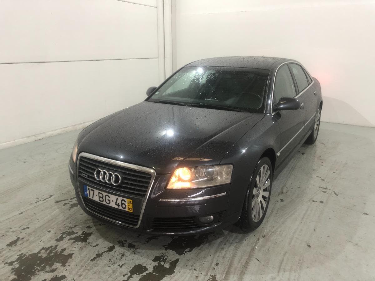 Audi A8 3.0 TDI · Ano 2006 — image 2
