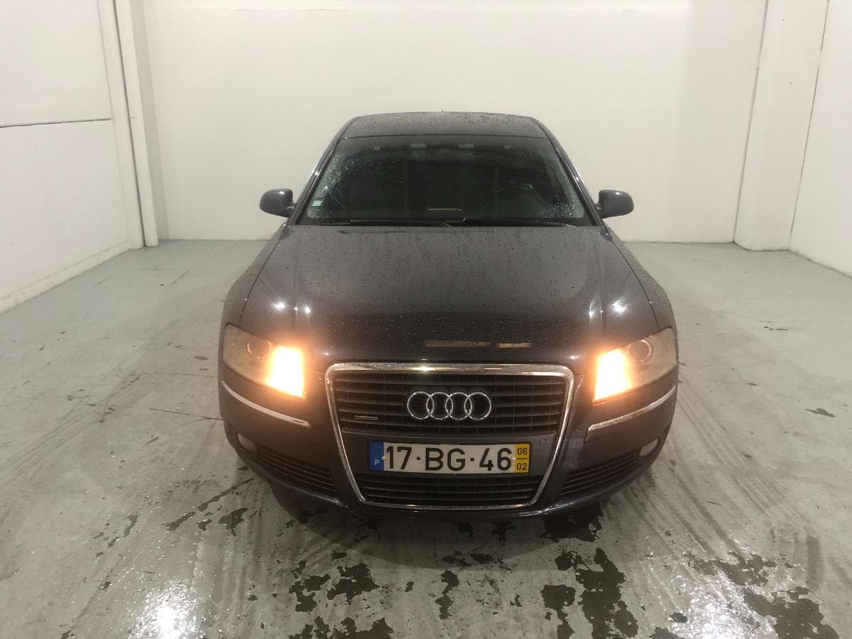 Audi A8 3.0 TDI · Ano 2006 — image 3