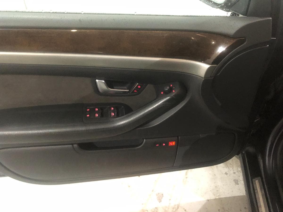 Audi A8 3.0 TDI · Ano 2006 — image 26