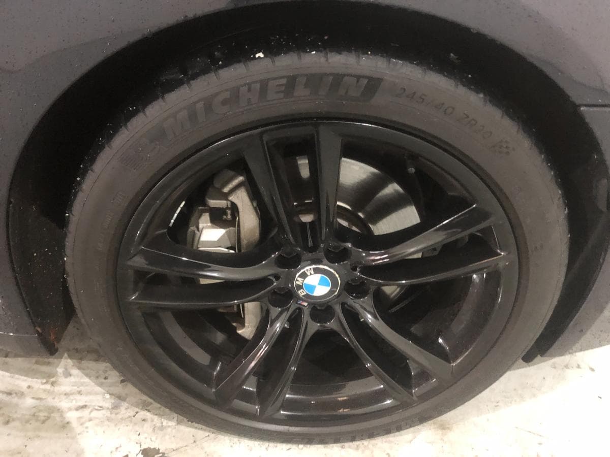 BMW 740 D · Ano 2011 — imagem 14