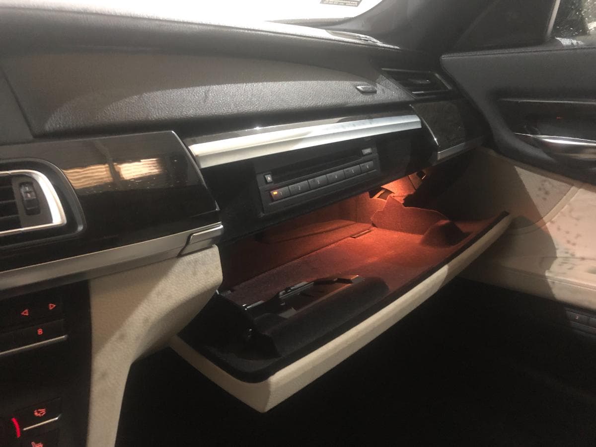 BMW 740 D · Ano 2011 — imagem 28