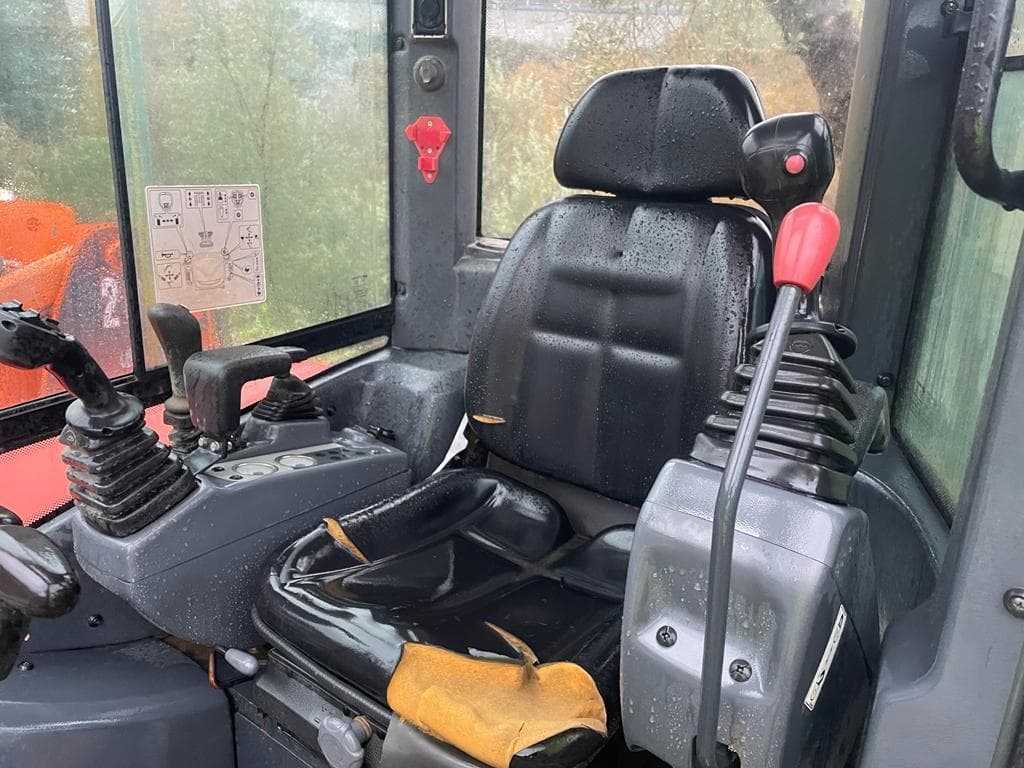 Mini Escavadora Eurocomach ES35.2ZT — imagem 4