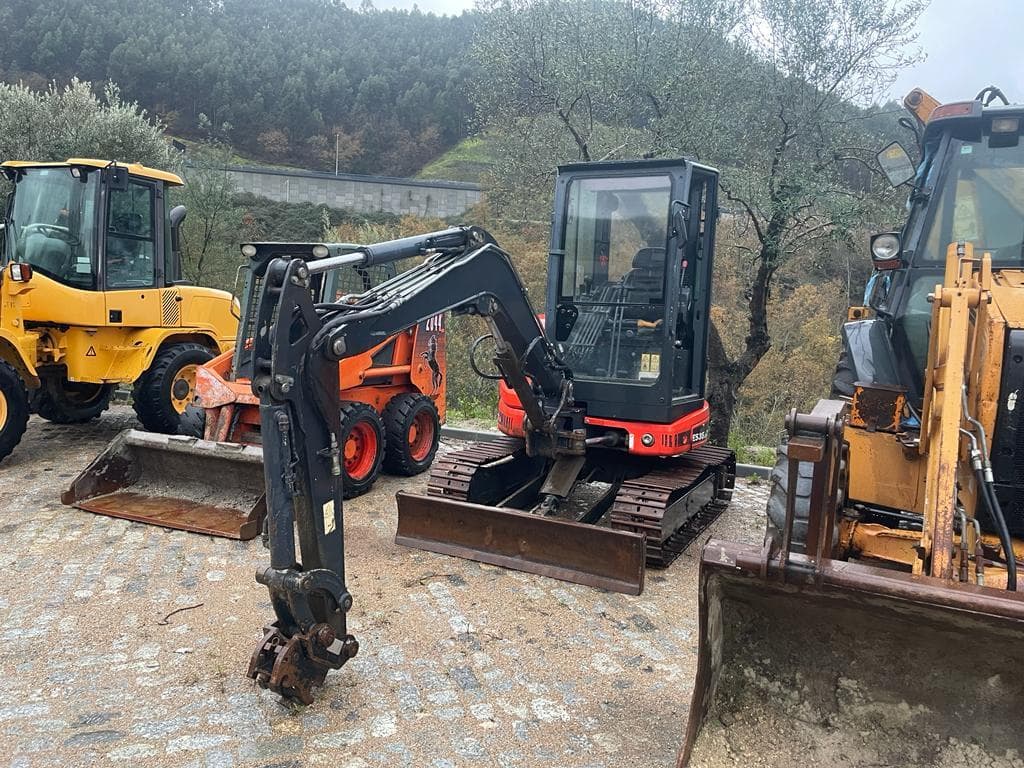 Mini Escavadora Eurocomach ES35.2ZT — imagem 1