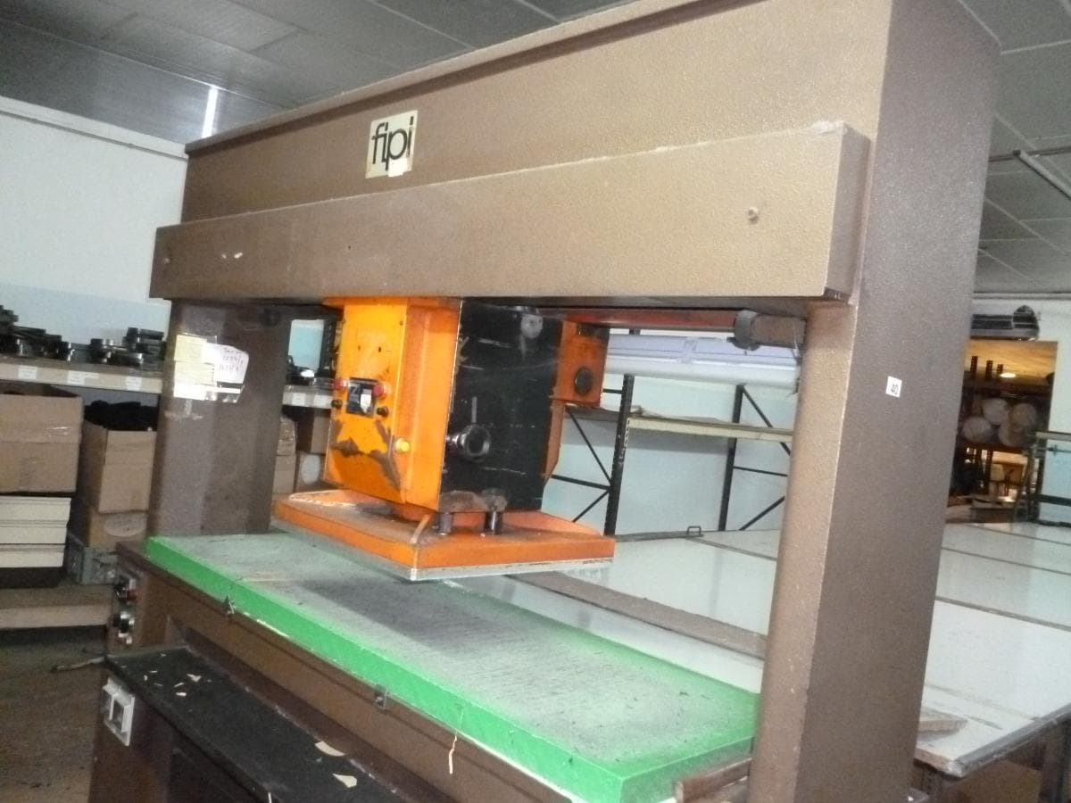 Equipamentos · Indústria Têxtil e de Calçado — image 89