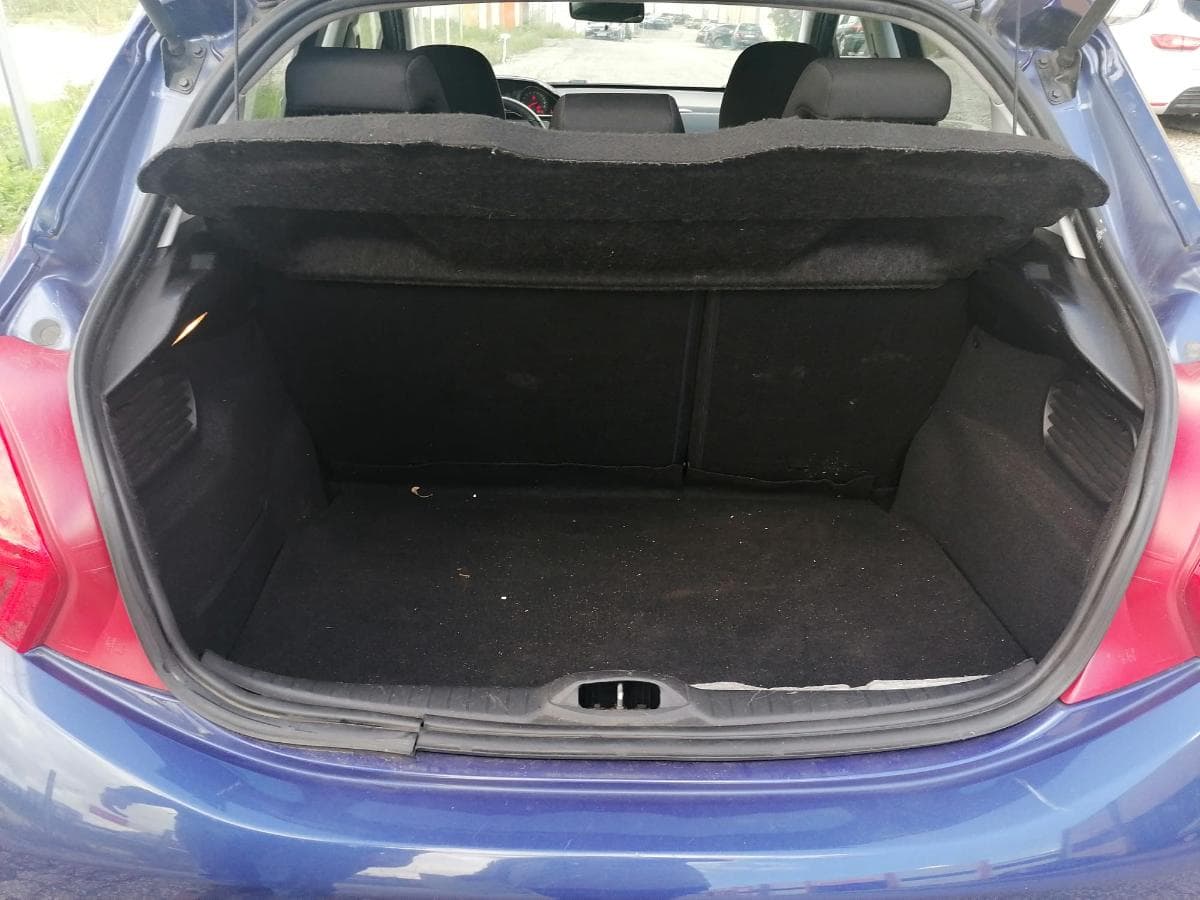 Peugeot 208 1.4HDI · Ano 2012 — imagen 9