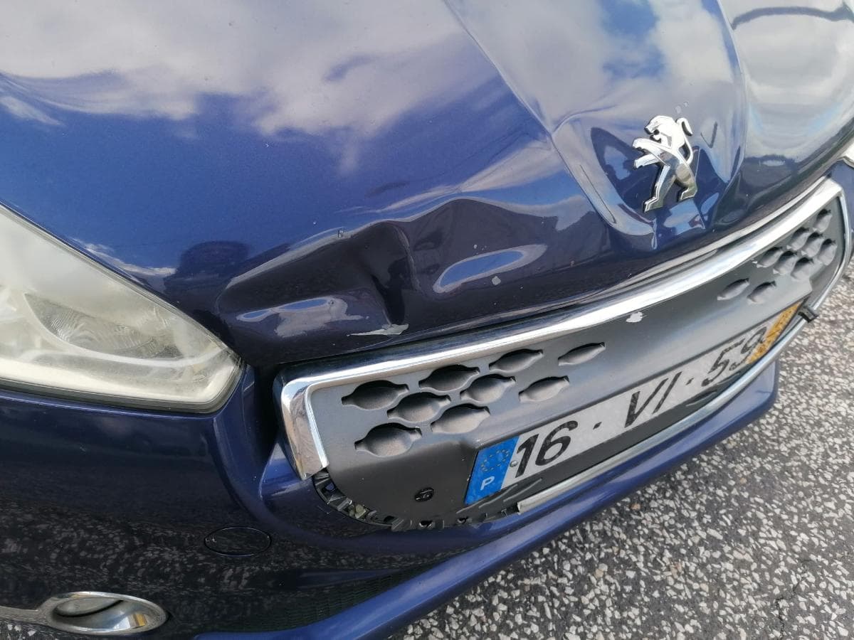Peugeot 208 1.4HDI · Ano 2012 — imagen 11