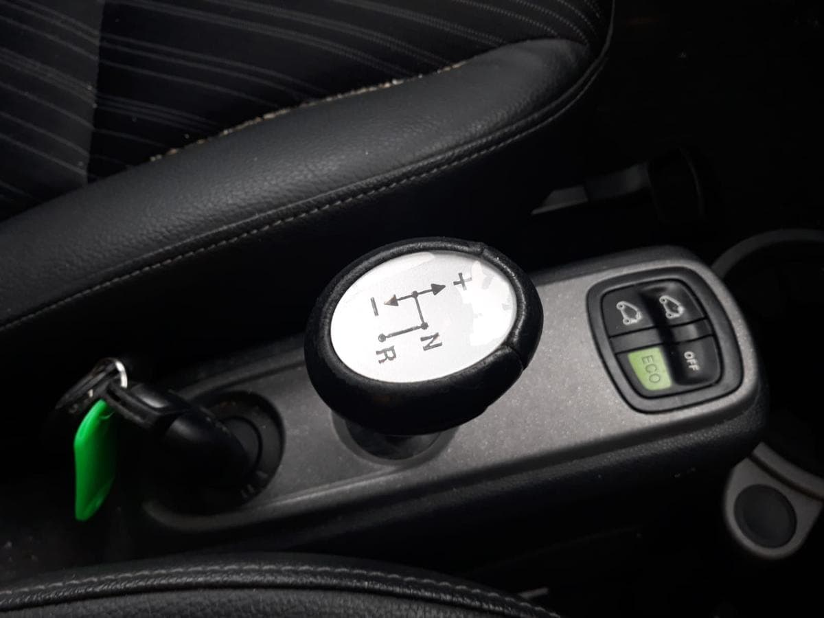 Smart Fortwo Cabrio 1.0 · Ano 2012 — image 12