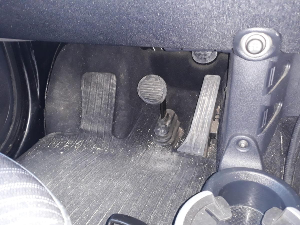 Smart Fortwo Cabrio 1.0 · Ano 2012 — image 15