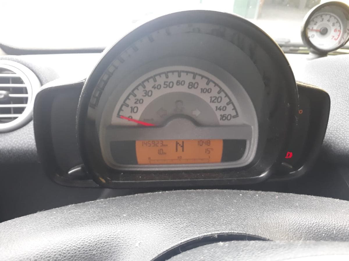 Smart Fortwo Cabrio 1.0 · Ano 2012 — image 16