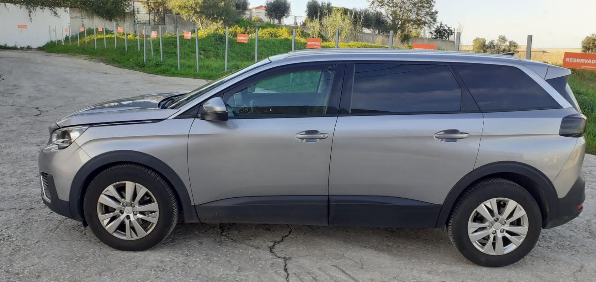 Peugeot 5008 1.6 BlueHDI · Ano 2017 — imagen 5