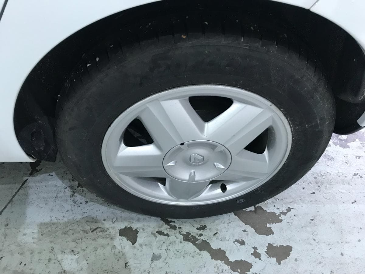 Renault Clio 1.5DCI · Ano 2013 — imagen 33
