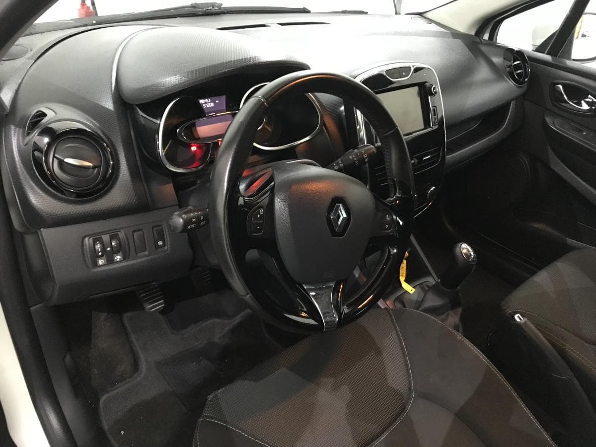 Renault Clio 1.5DCI · Ano 2013 — imagen 8