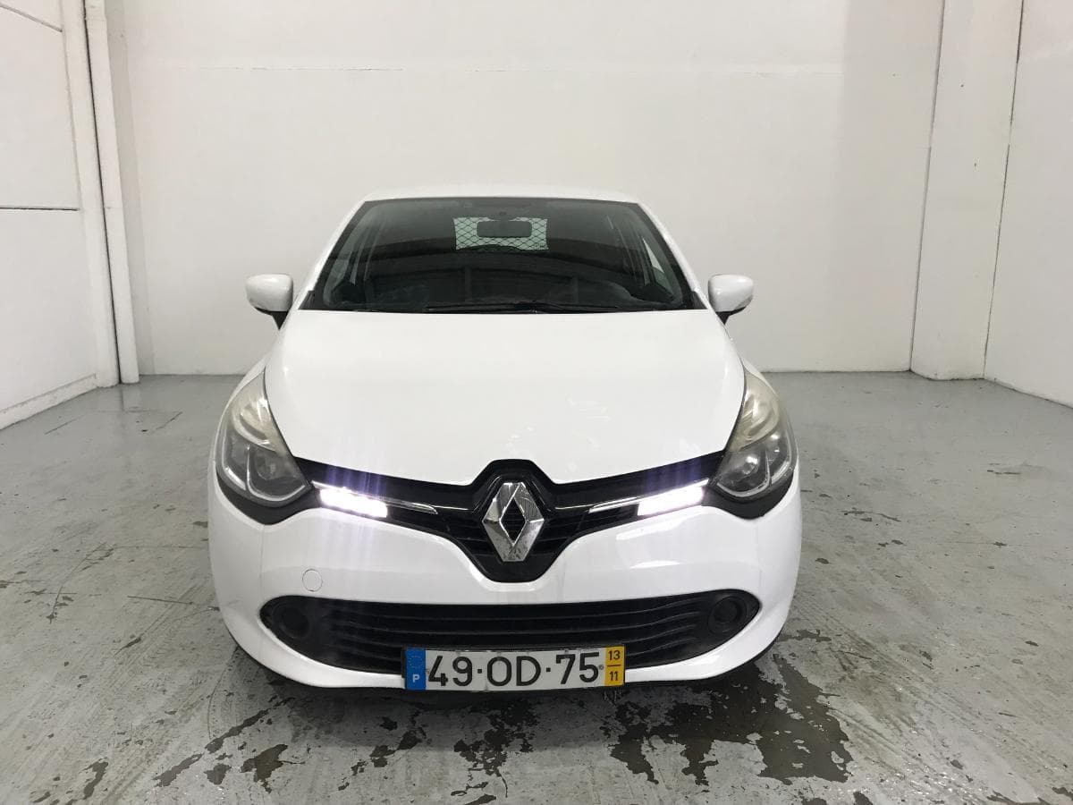 Renault Clio 1.5DCI · Ano 2013 — imagen 2