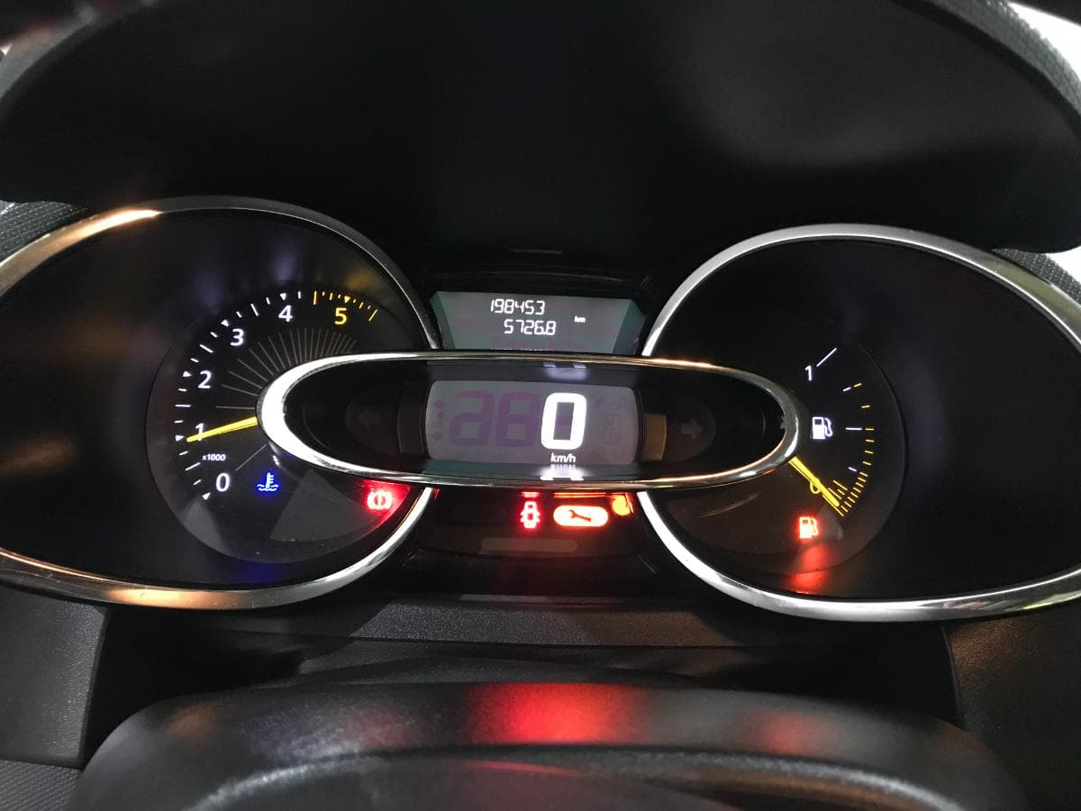 Renault Clio 1.5DCI · Ano 2013 — imagen 14
