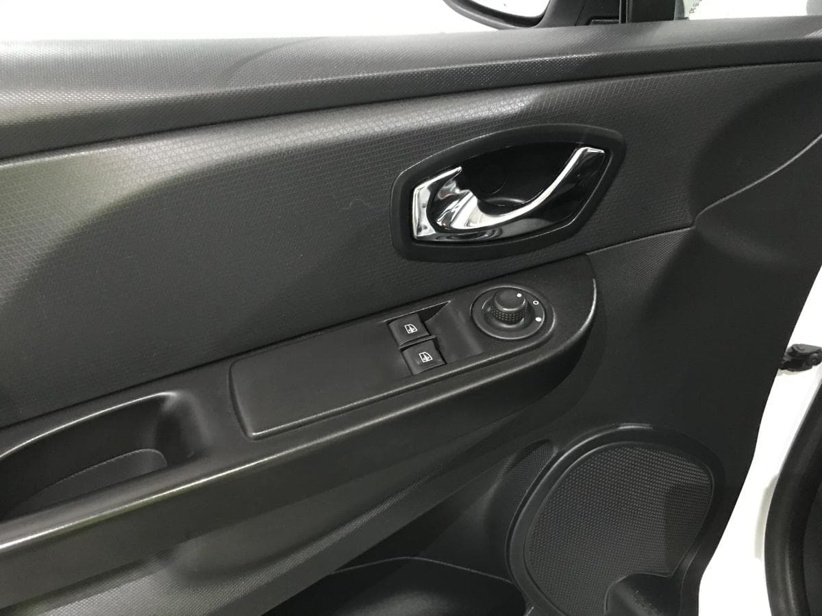 Renault Clio 1.5DCI · Ano 2013 — imagen 19