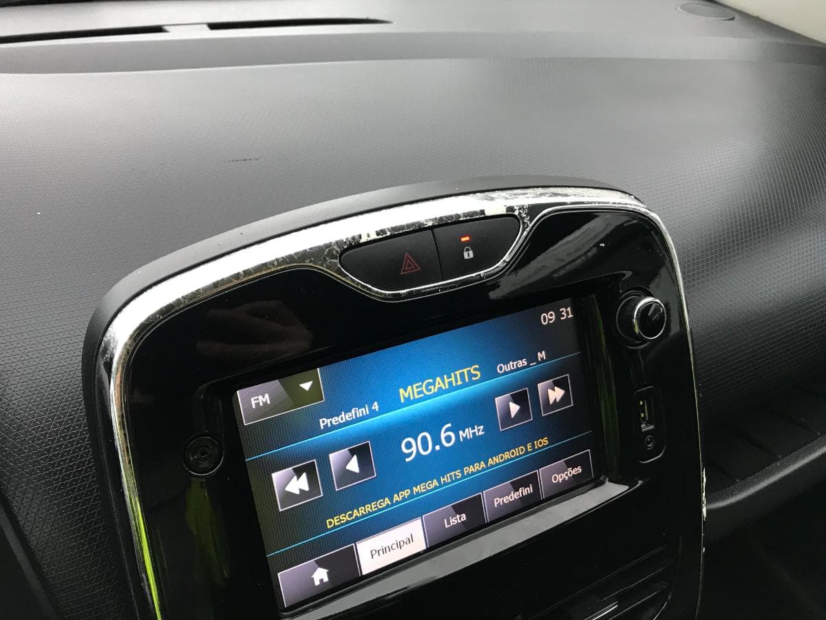 Renault Clio 1.5DCI · Ano 2013 — imagen 12