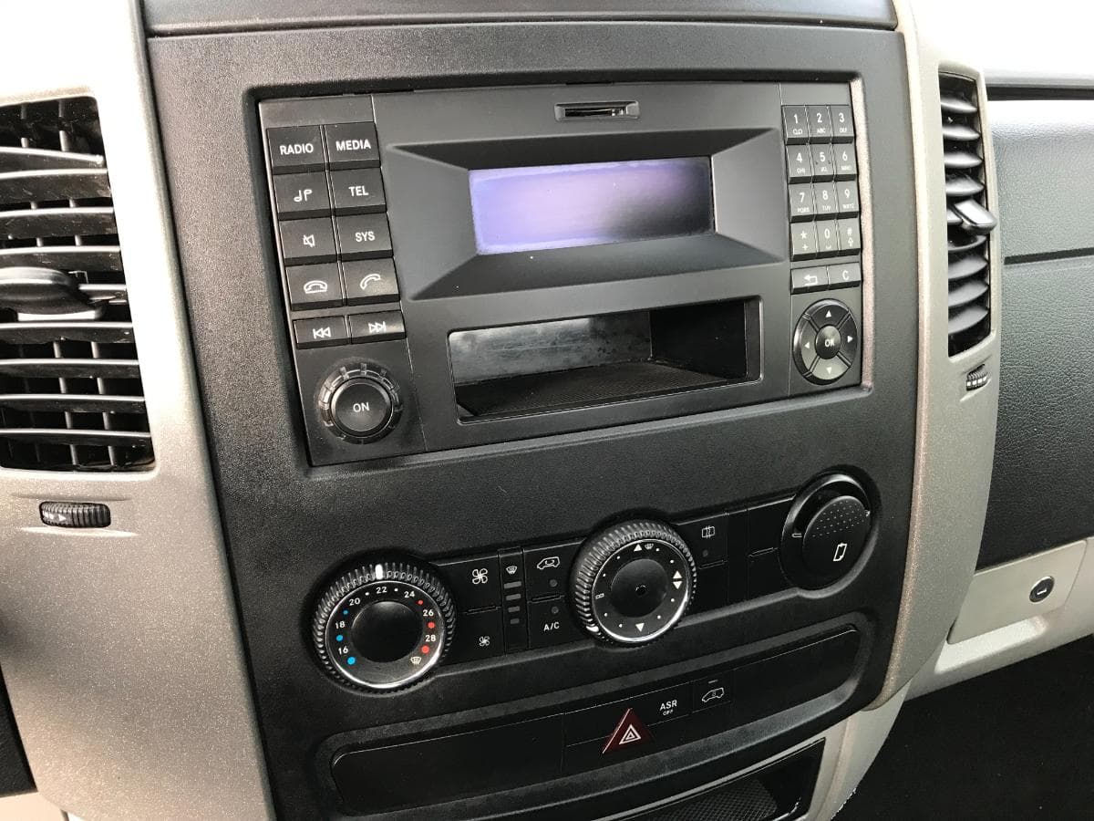 Mercedes-Benz Sprinter 316 CDI 2.2 · Ano 2016 — imagem 25