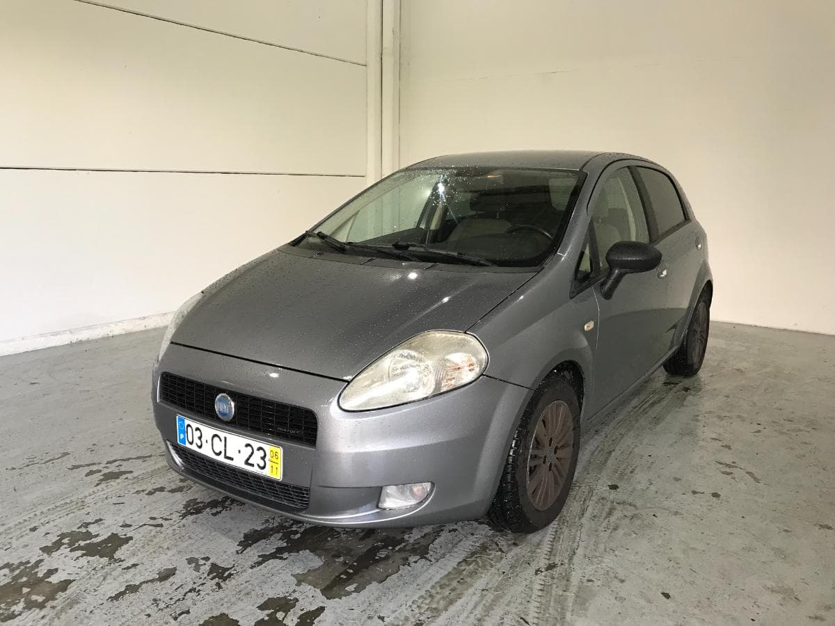Fiat Punto 1.3D · Ano 2006 — image 2