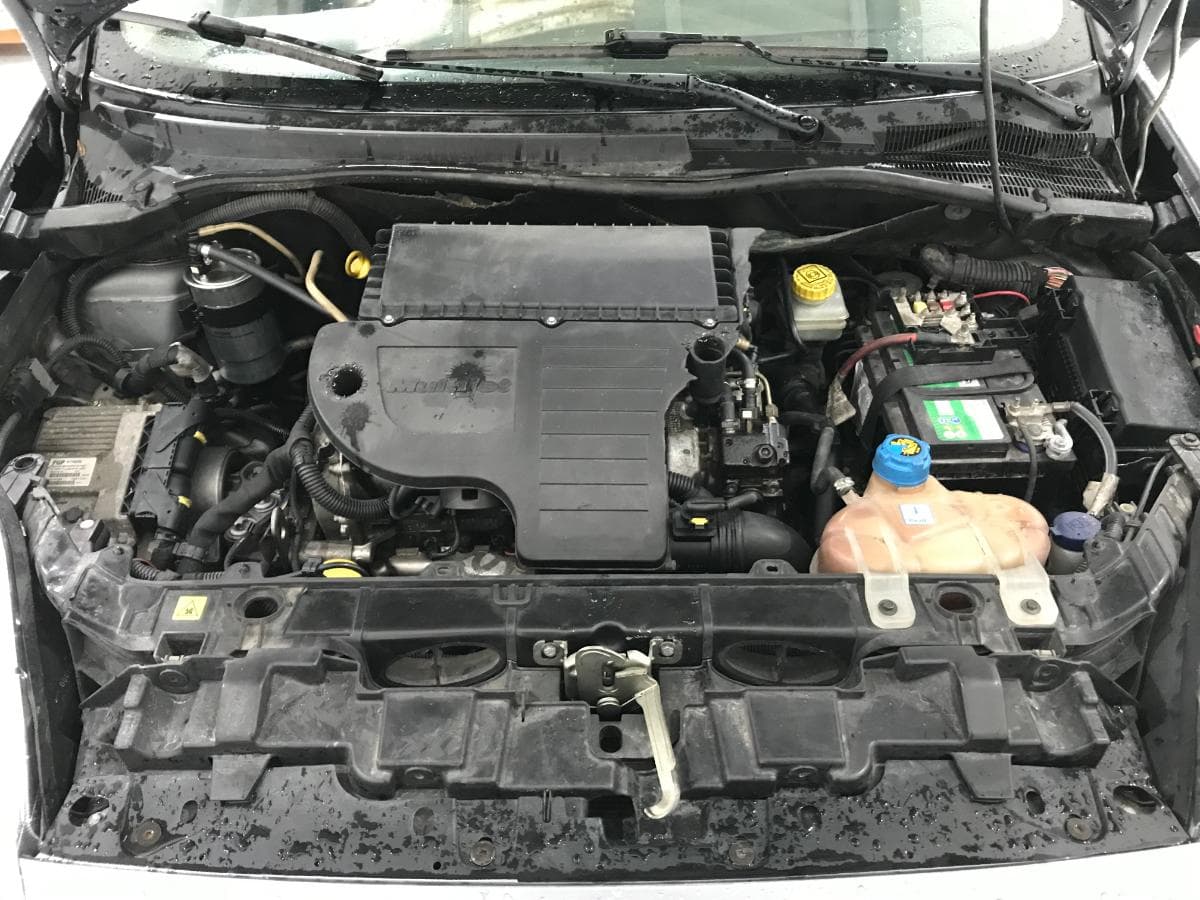 Fiat Punto 1.3D · Ano 2006 — image 4