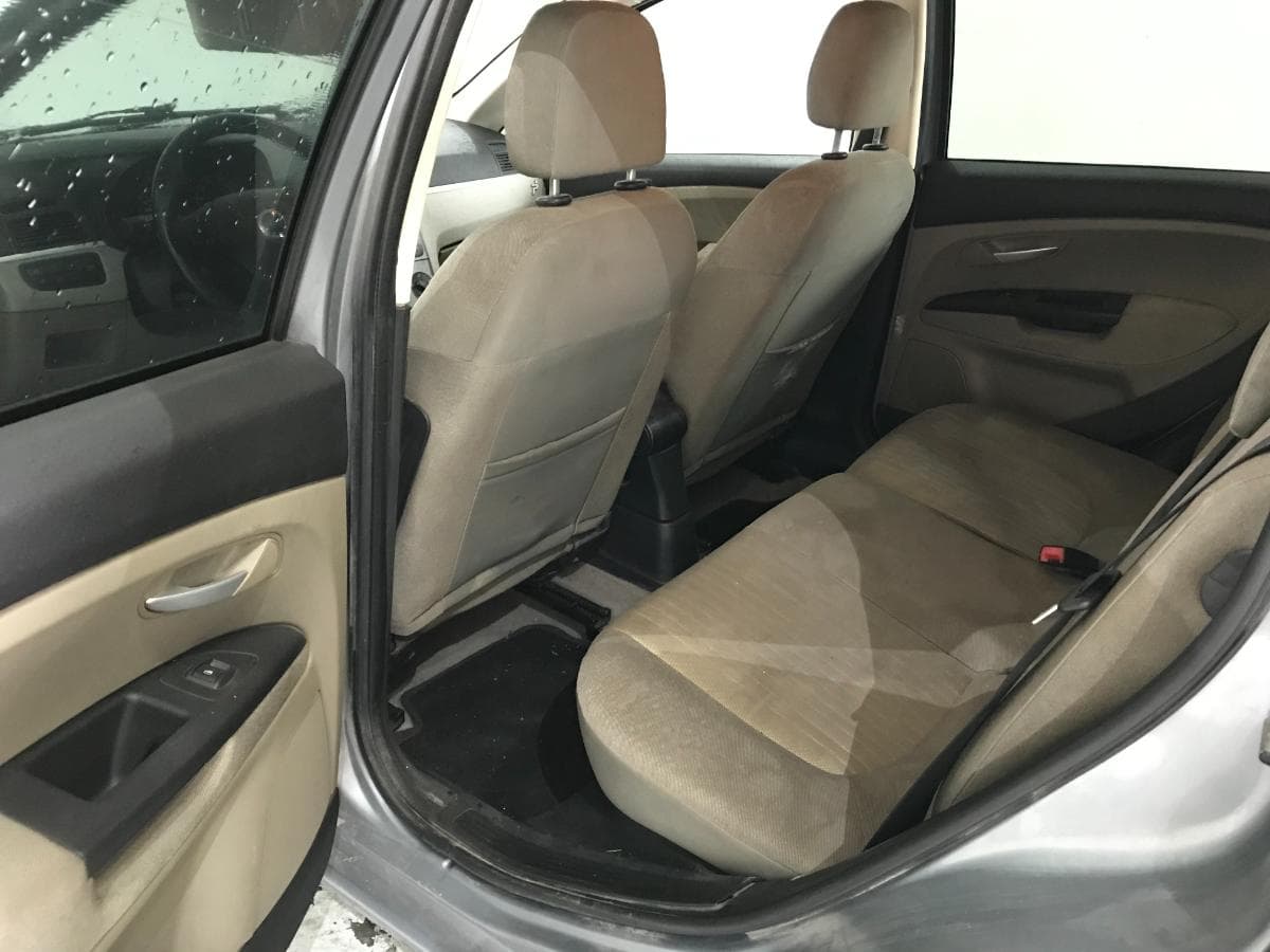 Fiat Punto 1.3D · Ano 2006 — image 20