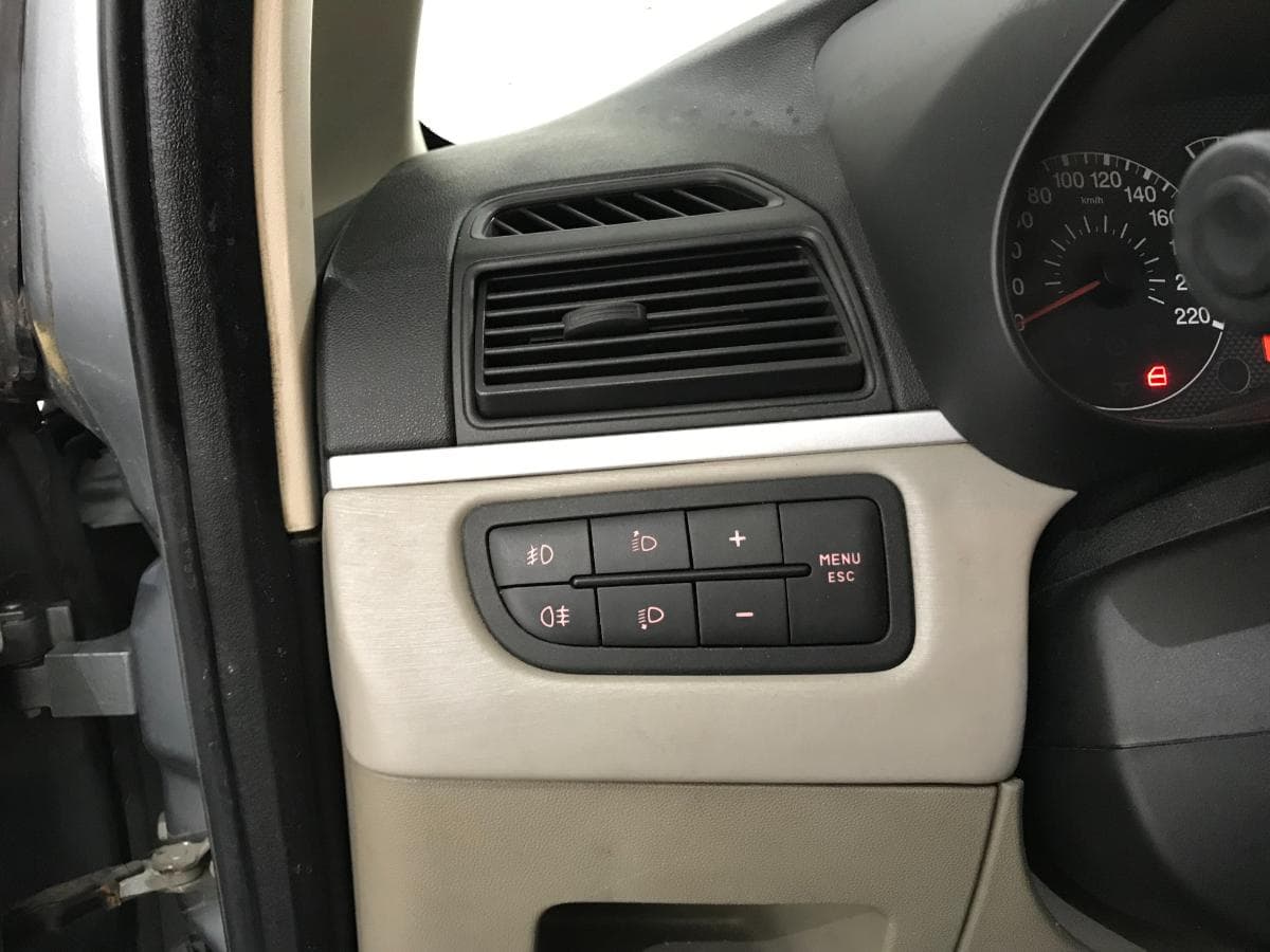 Fiat Punto 1.3D · Ano 2006 — image 25