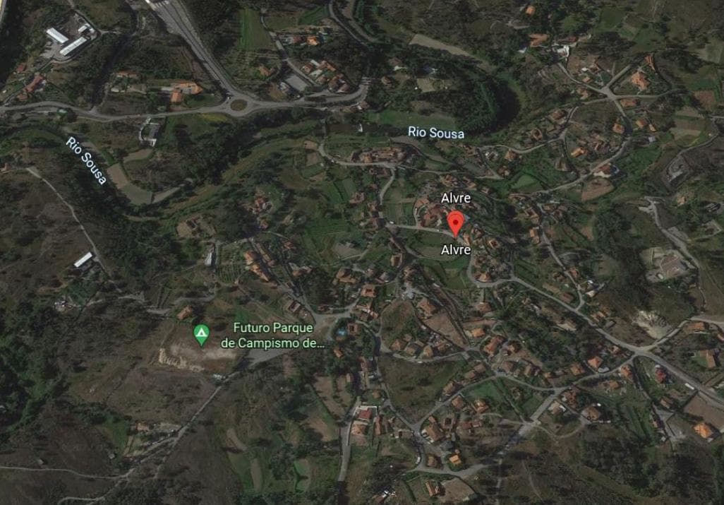 1/2 de Terreno · Paredes — imagen 2