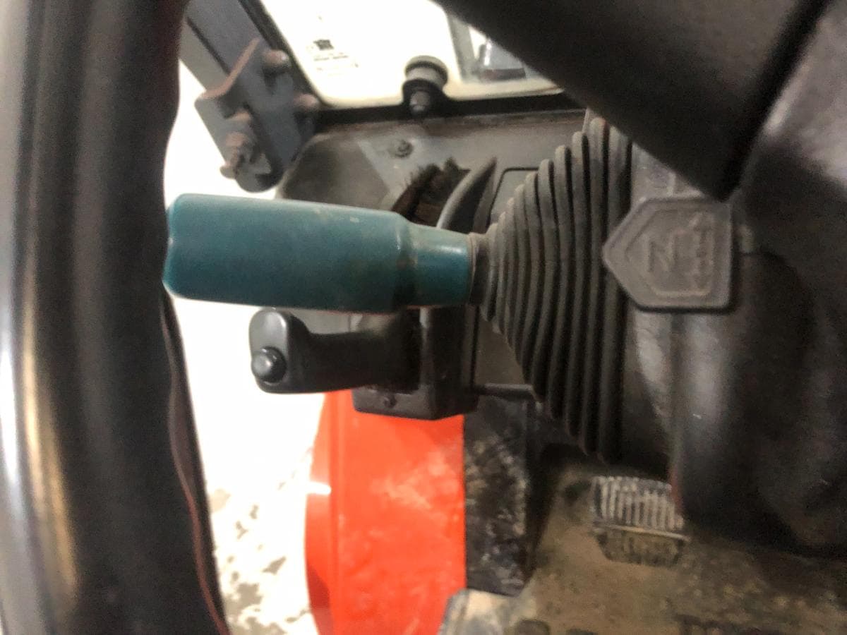 Empilhador Toyota 3000Kg · Ano 2000 — image 14