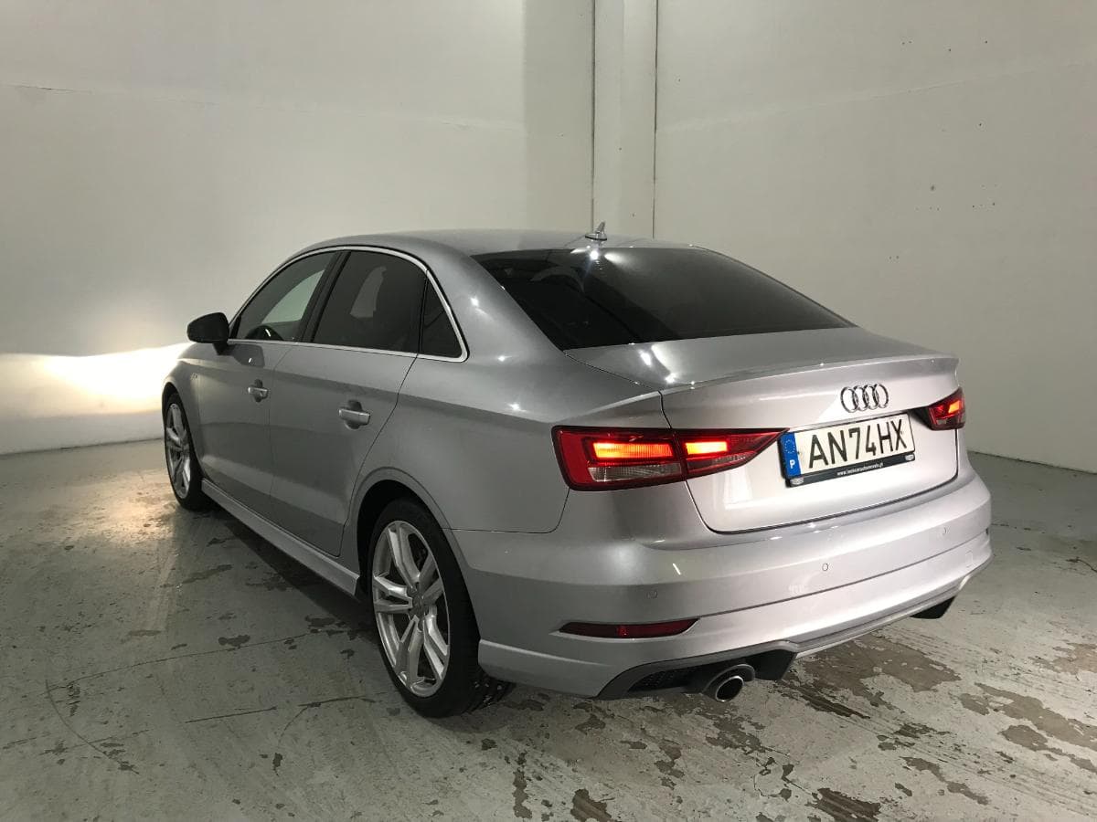 Audi A3 Limousine Diesel · Ano 2016 — imagem 5