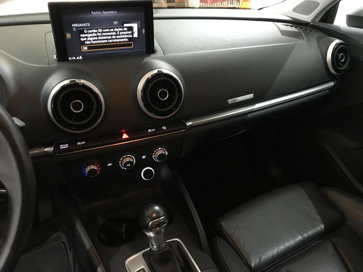 Audi A3 Limousine Diesel · Ano 2016 — imagem 23