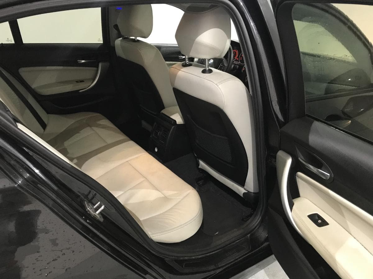 BMW 116D 1.6 · Ano 2013 — imagen 21
