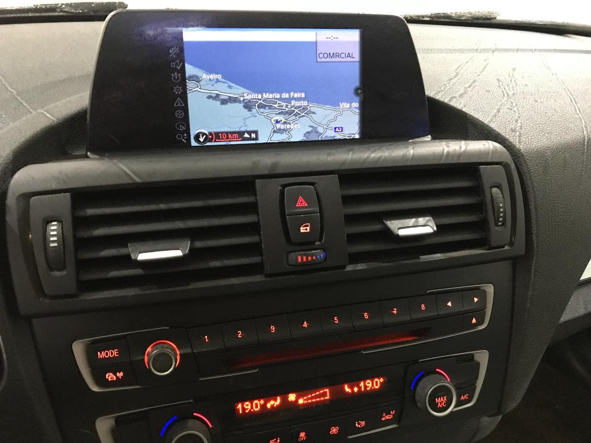 BMW 116D 1.6 · Ano 2013 — imagen 34