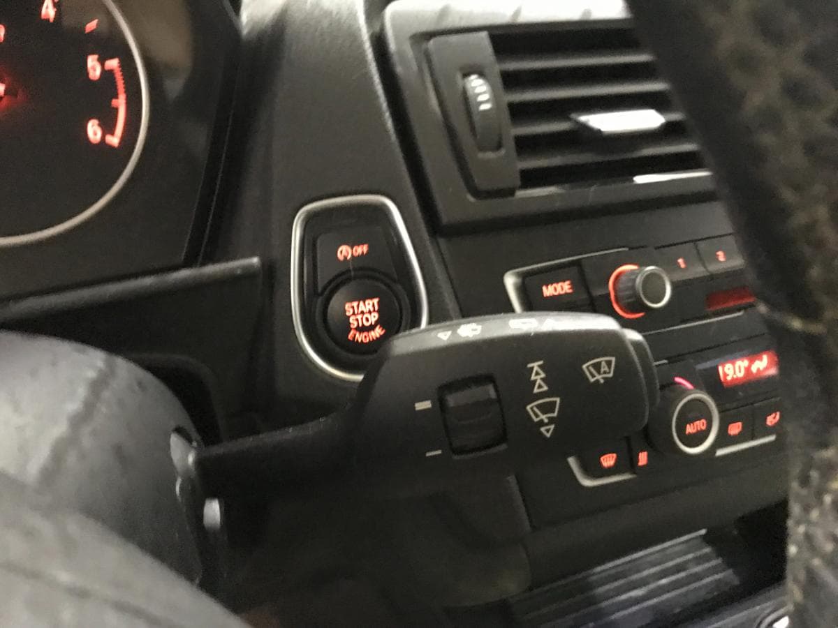 BMW 116D 1.6 · Ano 2013 — imagen 41