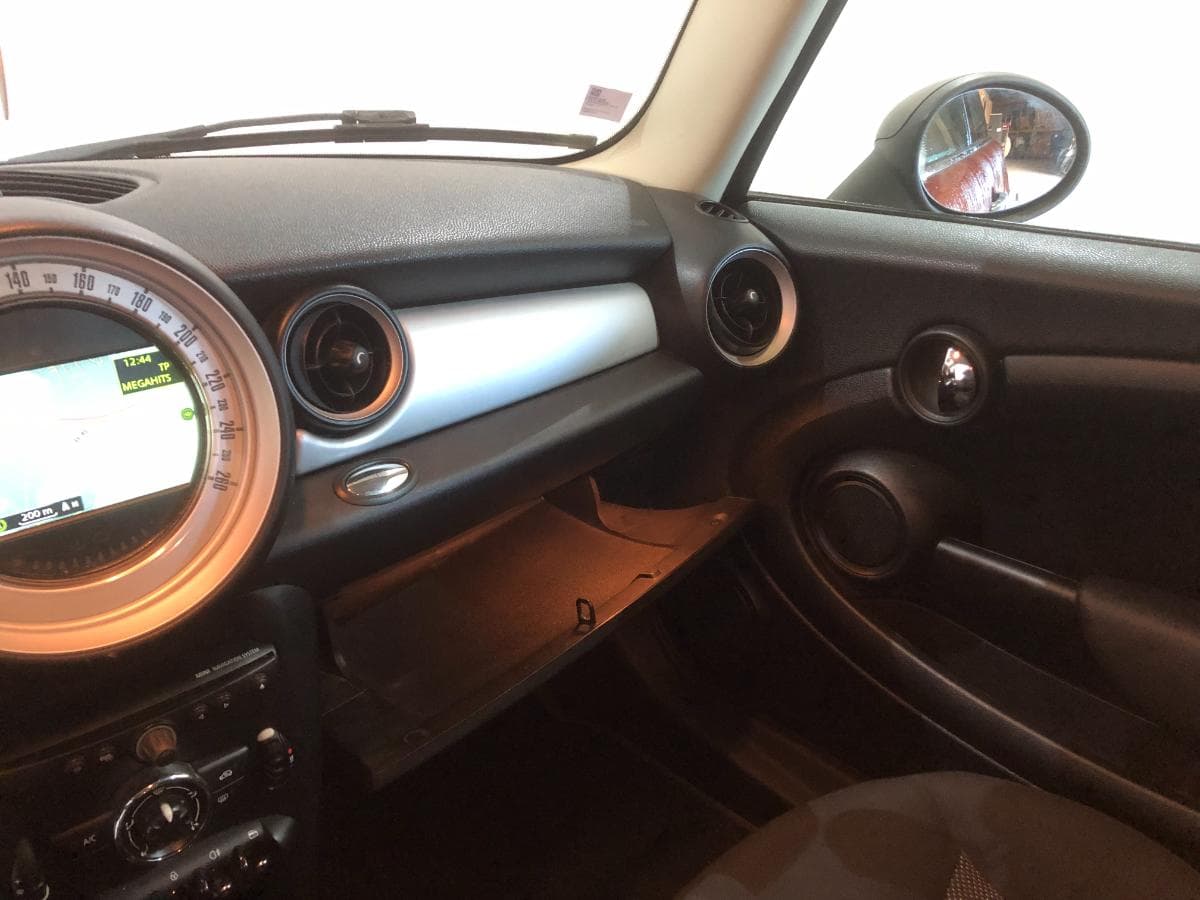 Mini Cooper 1.6D · Ano 2013 — imagem 18