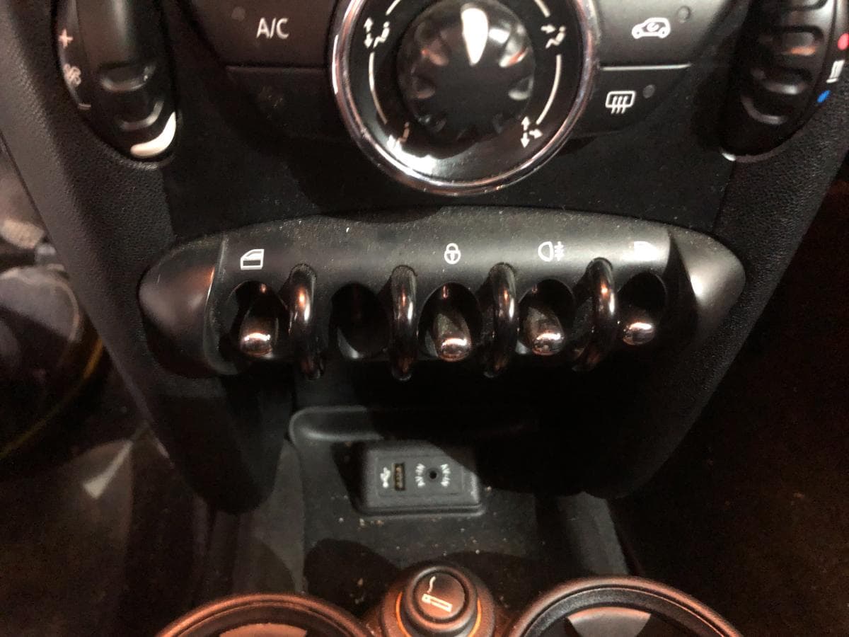Mini Cooper 1.6D · Ano 2013 — imagem 31